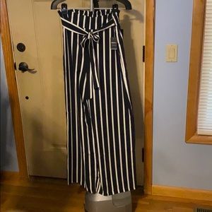 Forever 21 high wasted, wide leg pant